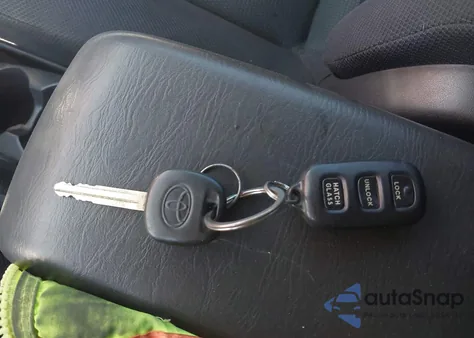 2006 Toyota Matrix Xr из США, поврежденный, VIN 2T1KR32E96C563071